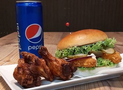 Big Mile High Burger + Drink 0.33l