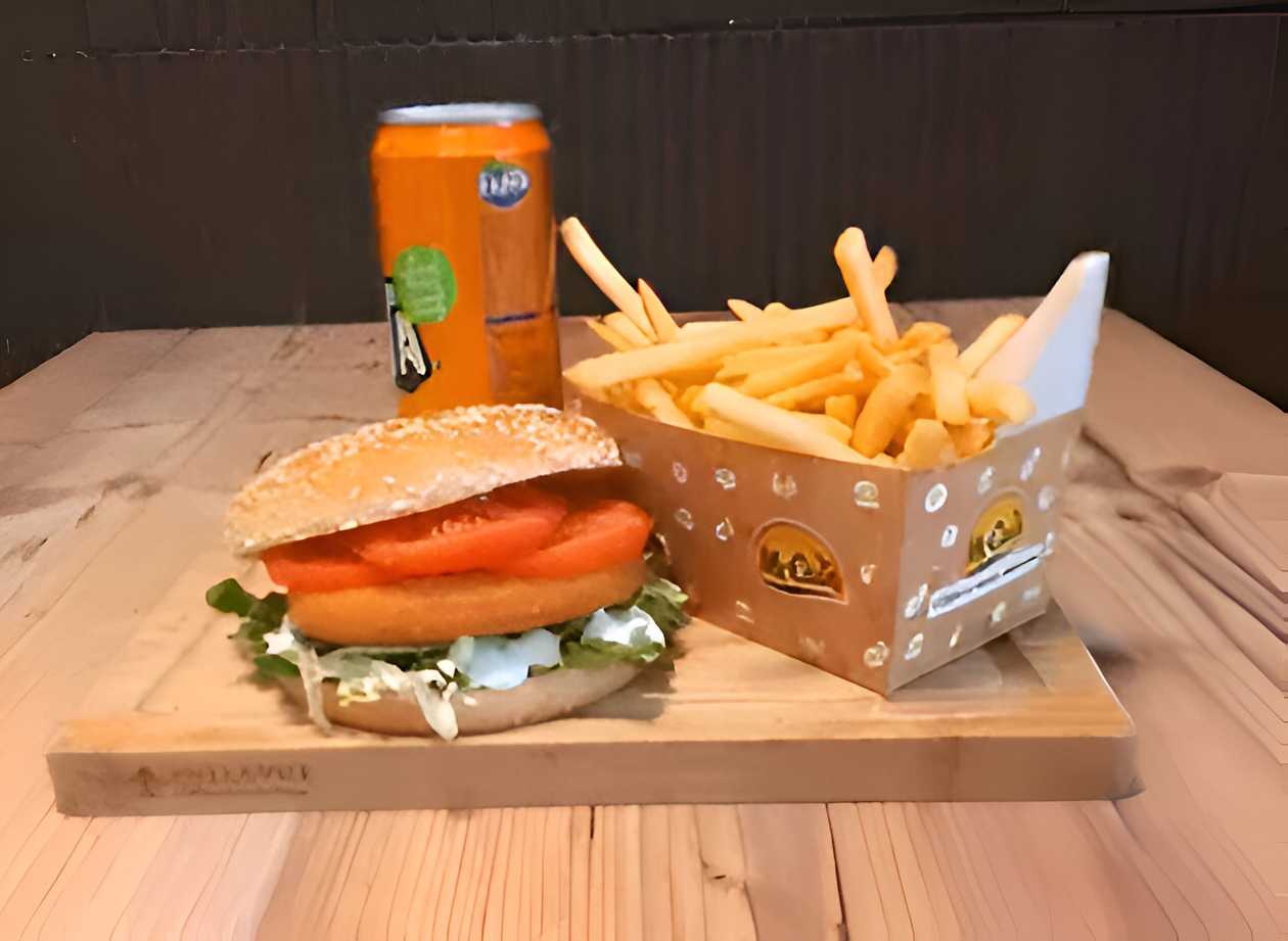 Eidamburger Menu + 200g Fries + Drink 330ml