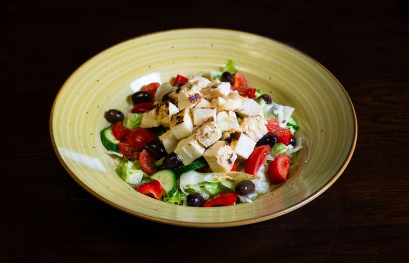 Salata Halloumi