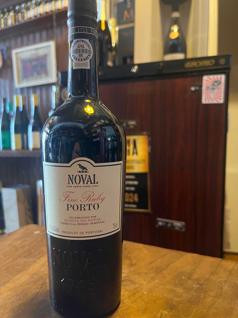 Noval Fine Ruby Port