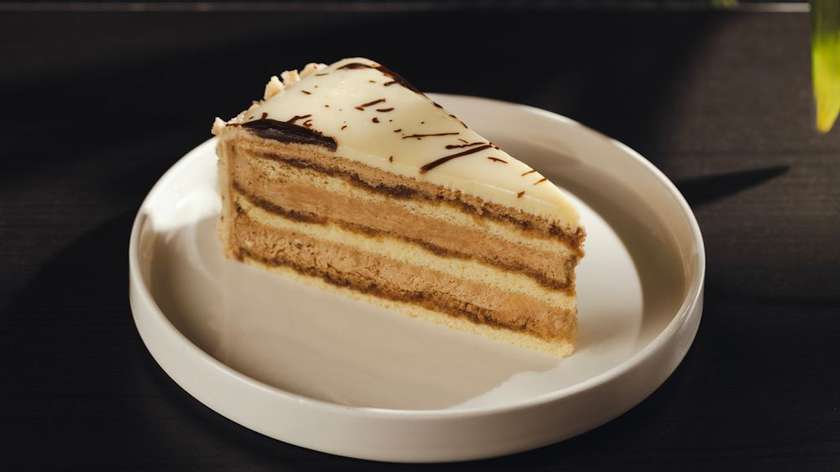 Late cake 1 piece