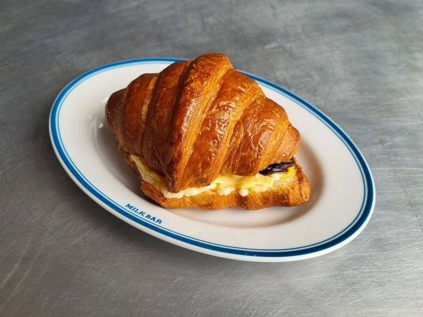 Croissant four cheese