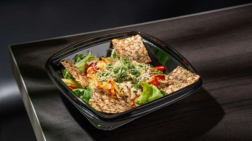 vegetable salad with peanut butter