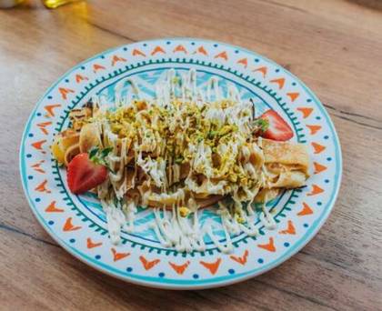 Pistachio and White Chocolate Crepes