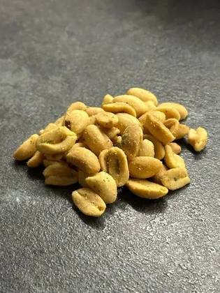 Peanuts with Cheese Flavor