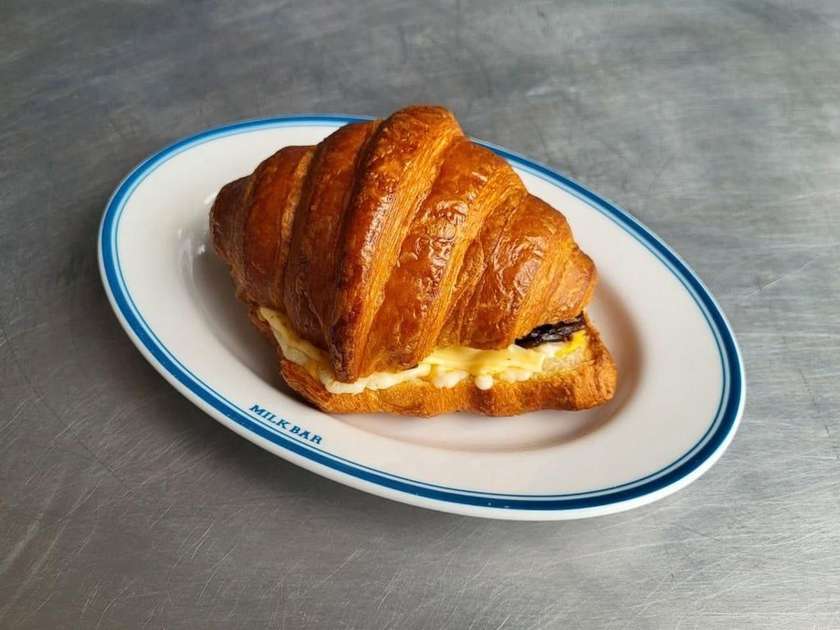 Croissant four cheese