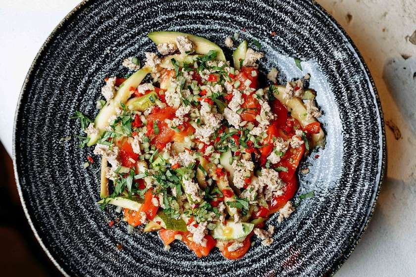Салат Акекілі з печених овочів з горіховою пастою та кінзою/Akikeli salad with roasted vegetables,peanut paste and coriander
