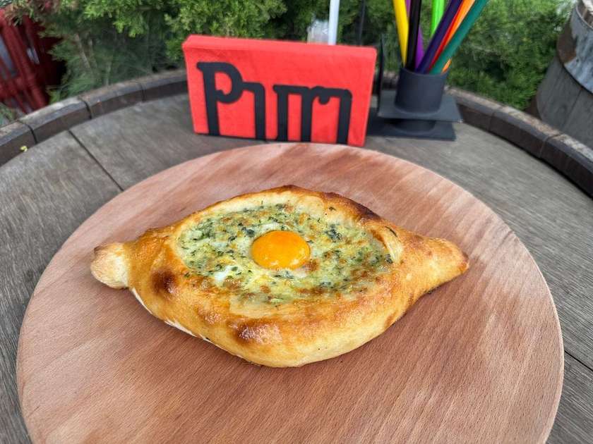 Хачапурі МАЛ по-аджарськи зі шпинатом/Khachapuri MAL Adjarian style with spinach