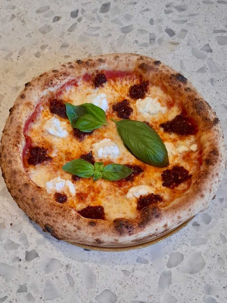 Pizza Calabrese