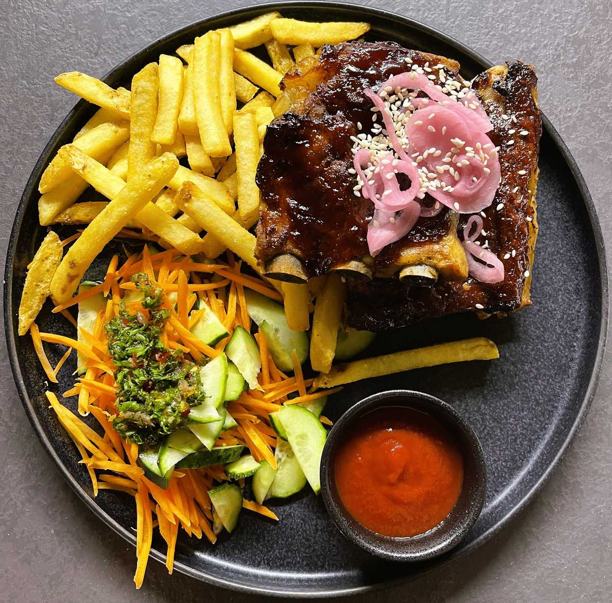 Slow-cooked pork ribs