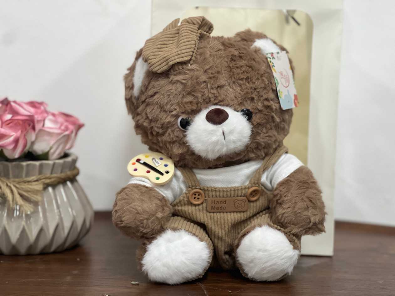 მხატვარი teddy