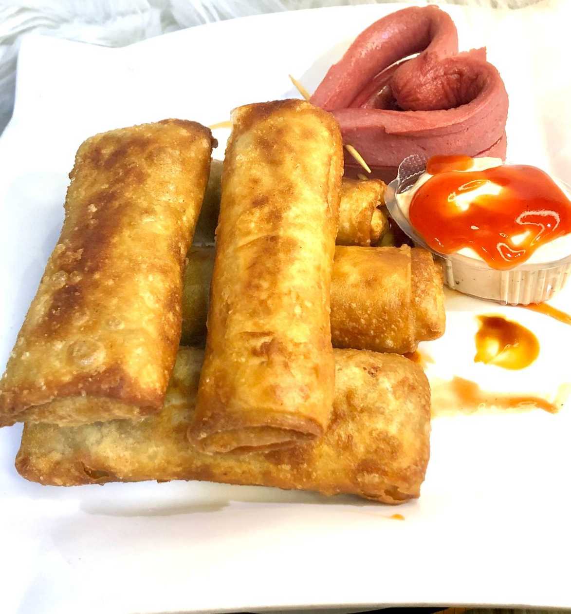 Fried spring rolls