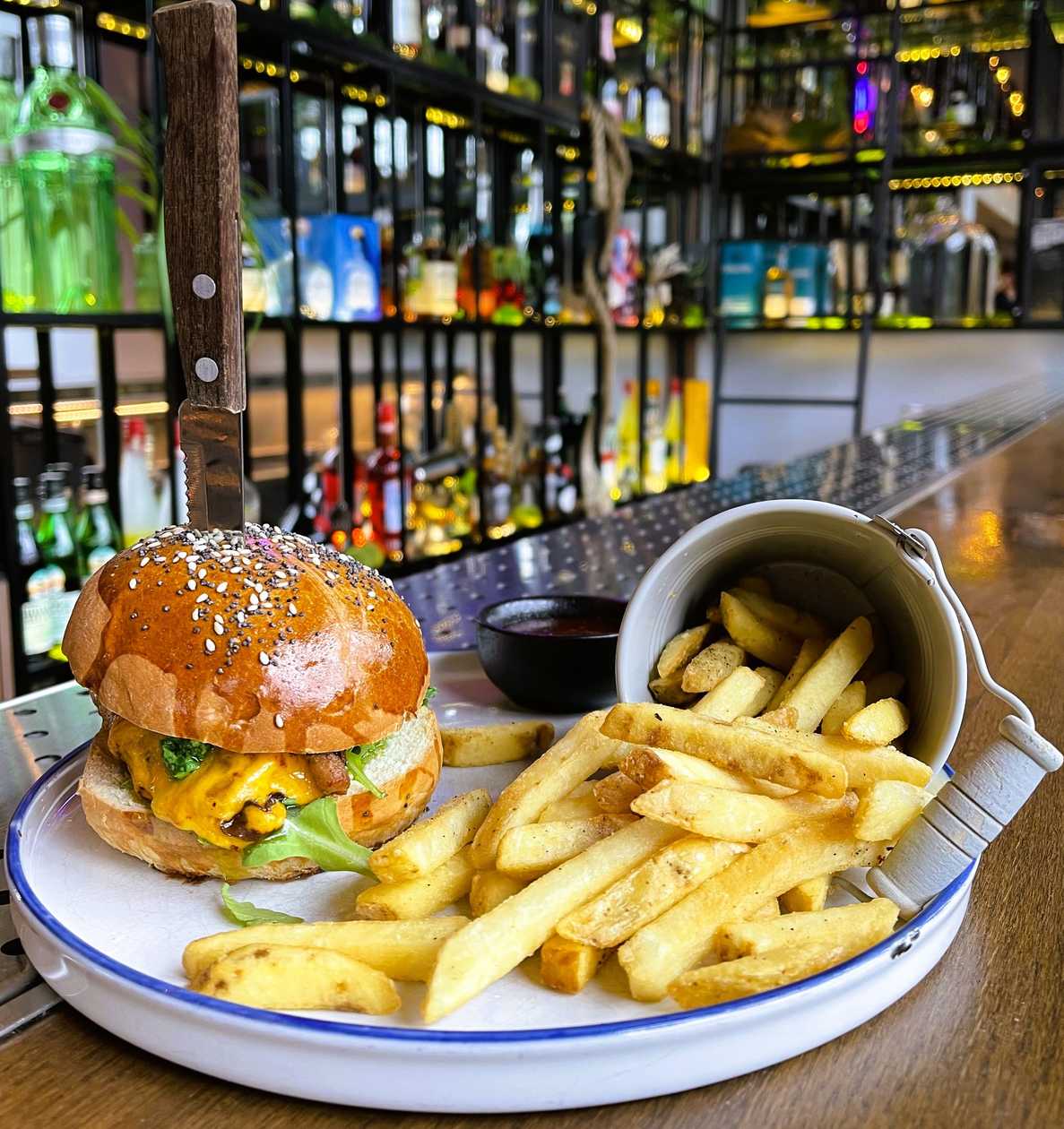 Chicken Burger with Potato Straws
