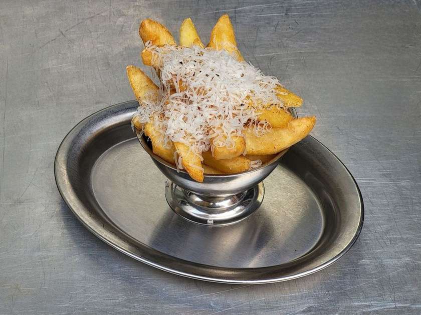 FRENCH FRIES WITH CHEESE