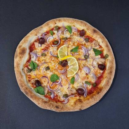 Pizza tonno e cipolla