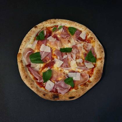 Pizza prosciutto crudo