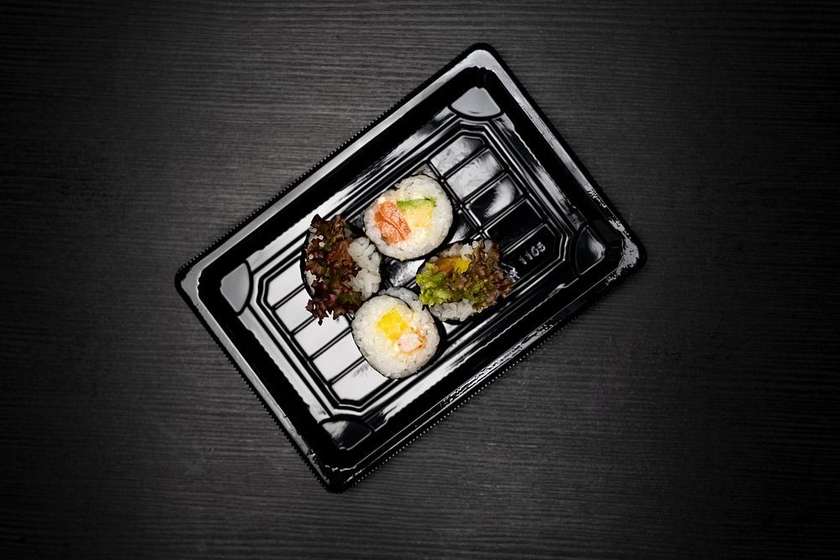 10. FUTO Losos, avokádo, wasabi mayo, salát 4 ks
