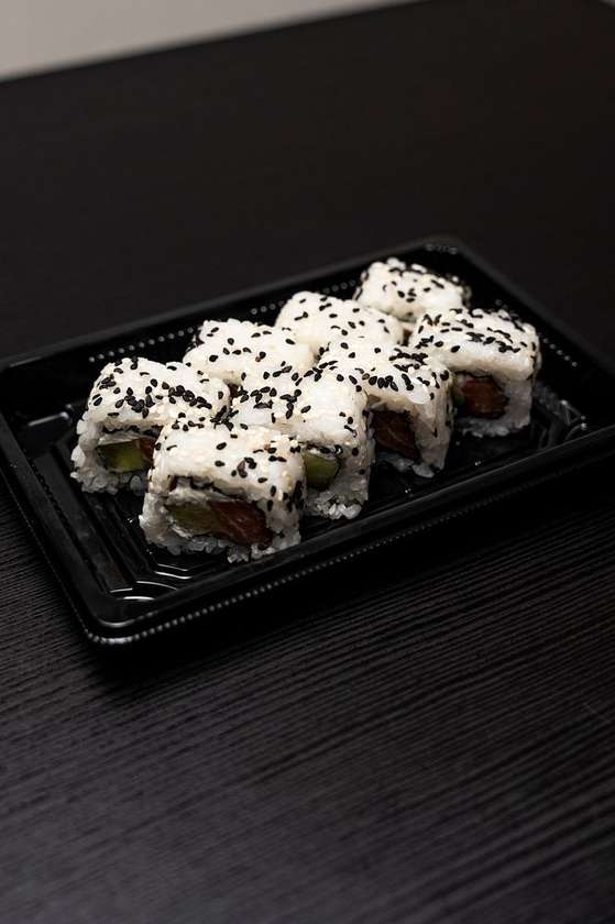 3N. Philadelphia roll sezam 8 ks