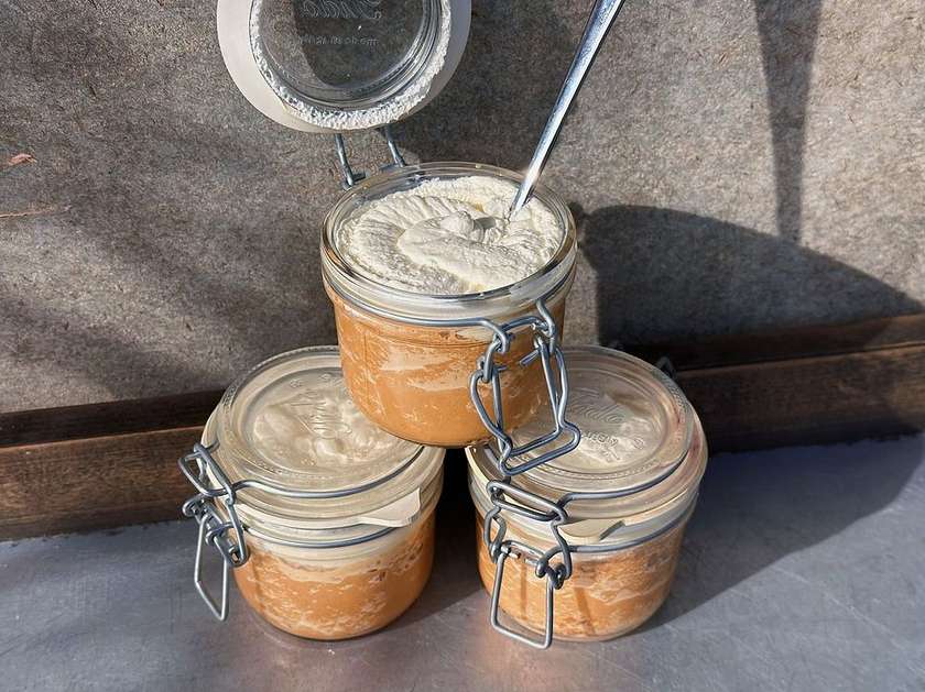TRES LECHES