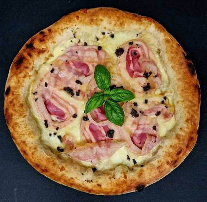Pizza Tartufo