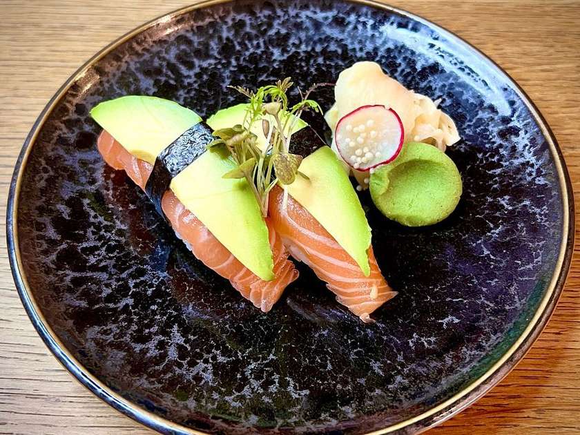 Nigiri Saké Avocado