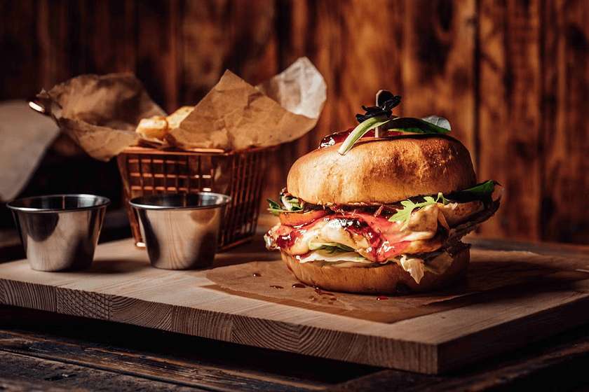 Slovak burger syrový