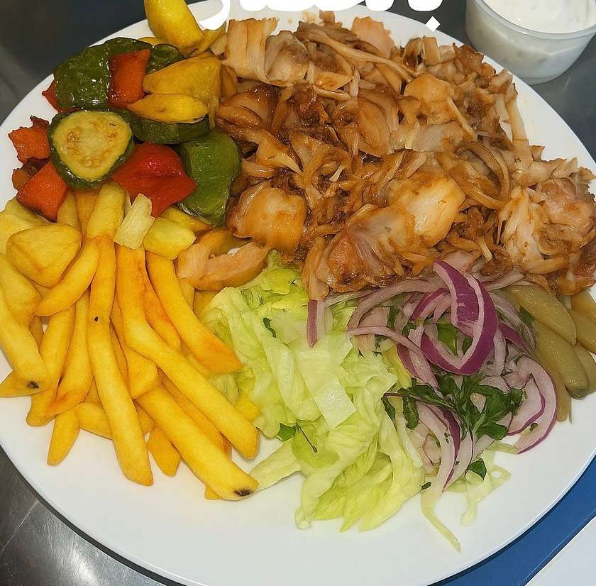 ‏Large Plate of Fried Vegetables