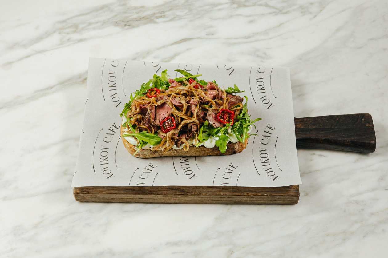 Bruschetta with roast beef and mushrooms 260g