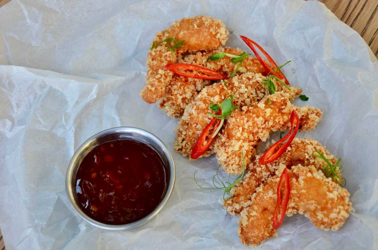 Battered Shrimp with Sweet Chili Sauce