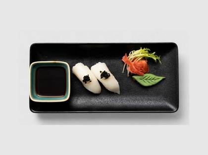 N4. Hamachi Nigiri