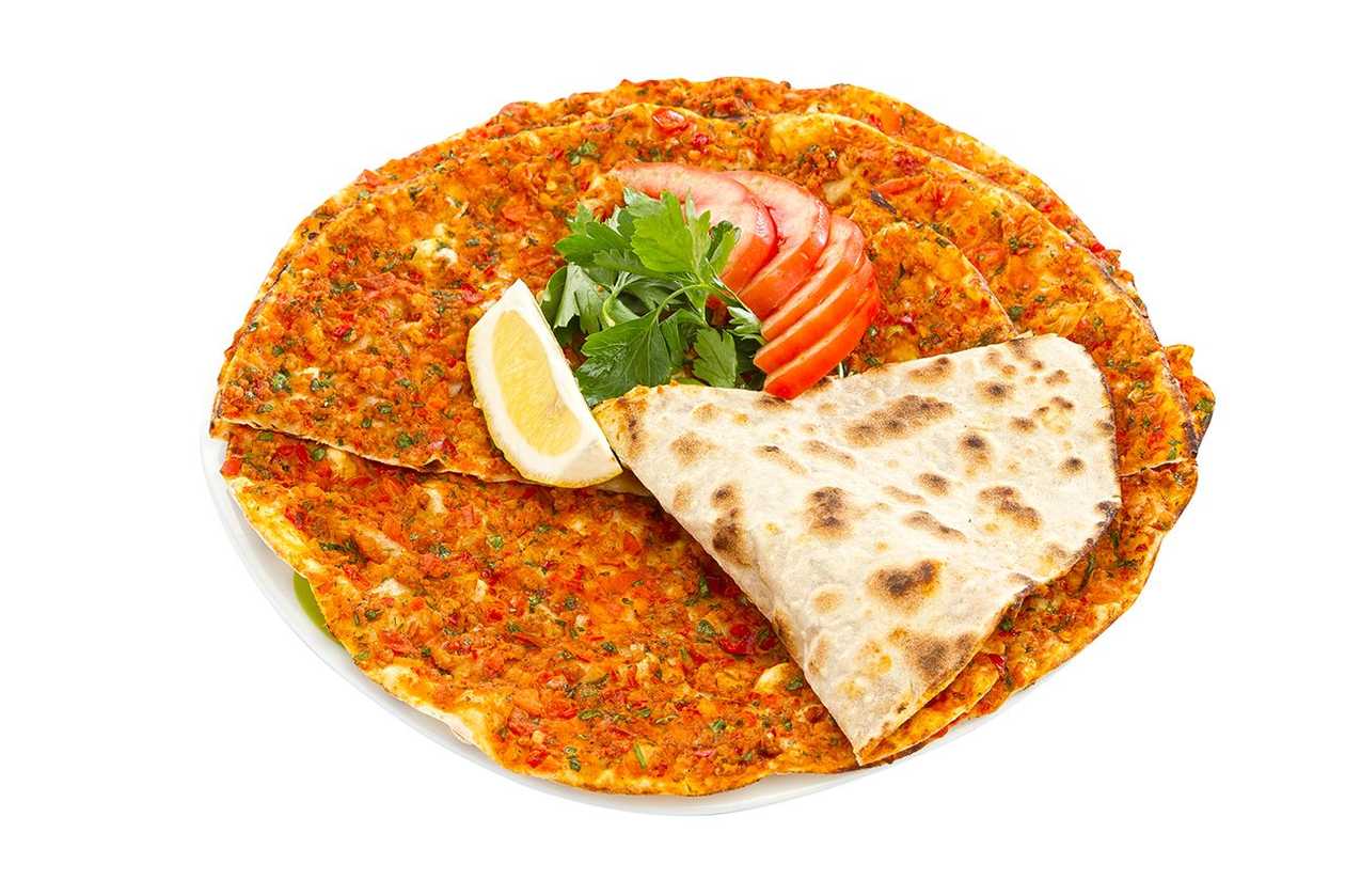 Lahmacun s kuracím mäsom