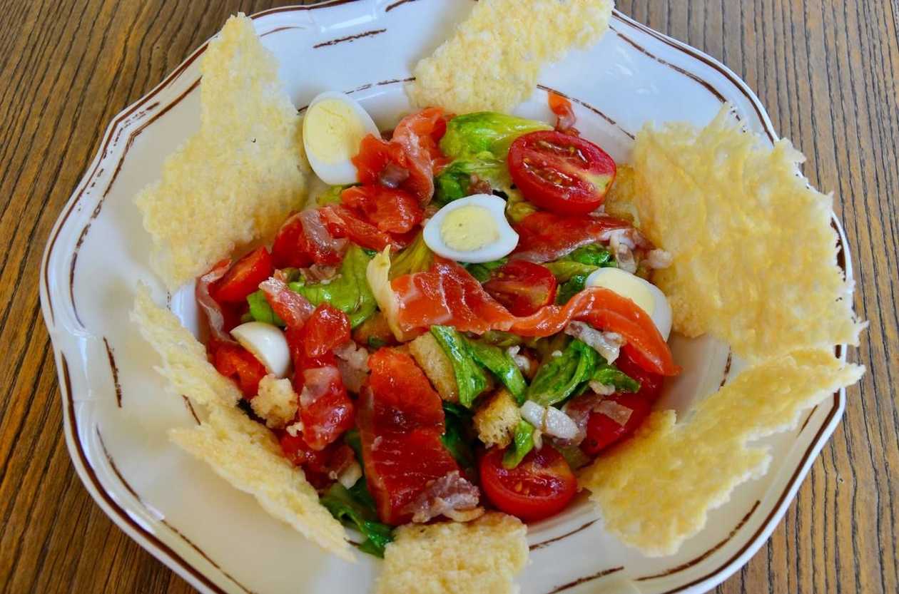 Caesar Salad with Salmon