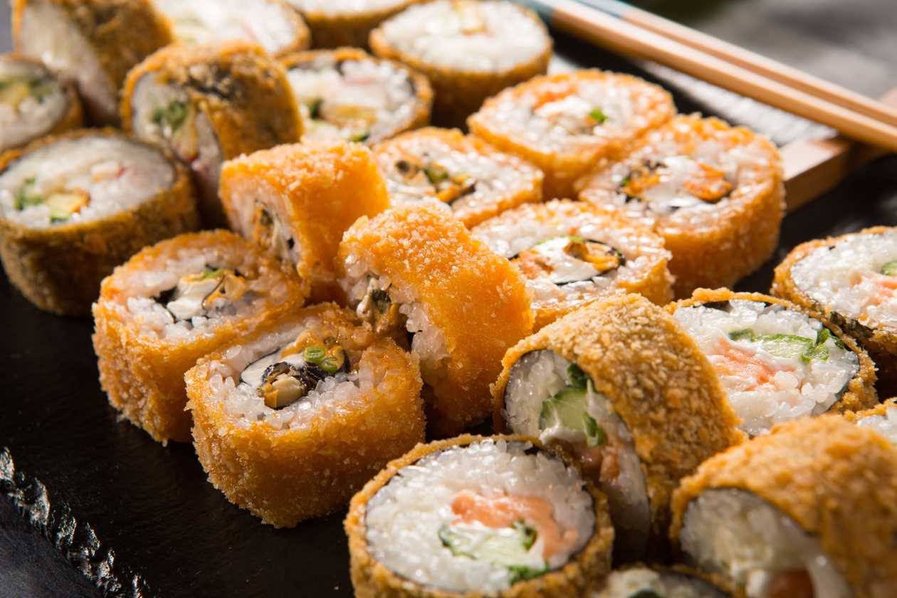 B34. Maki Sake Tempura (8ks)