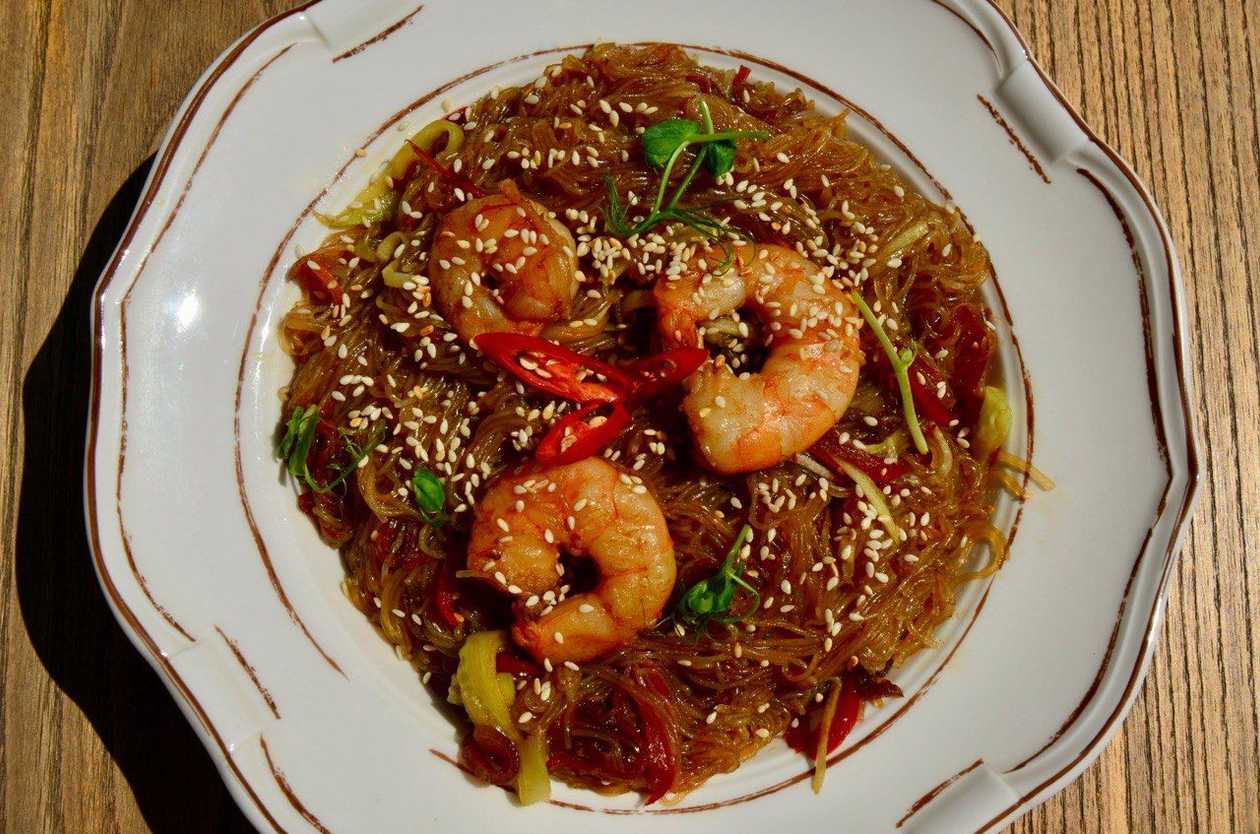 Thai Style Udon with Shrimp or Chicken