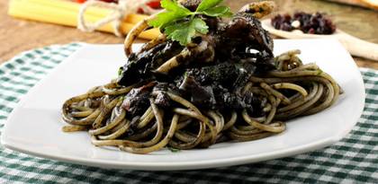 Squid Ink Spaghetti