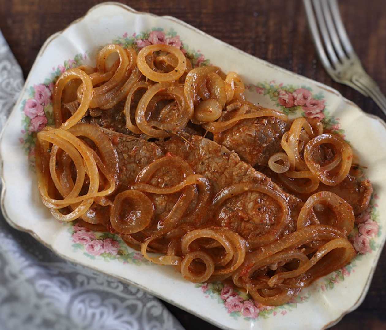Pork Slices with Onion