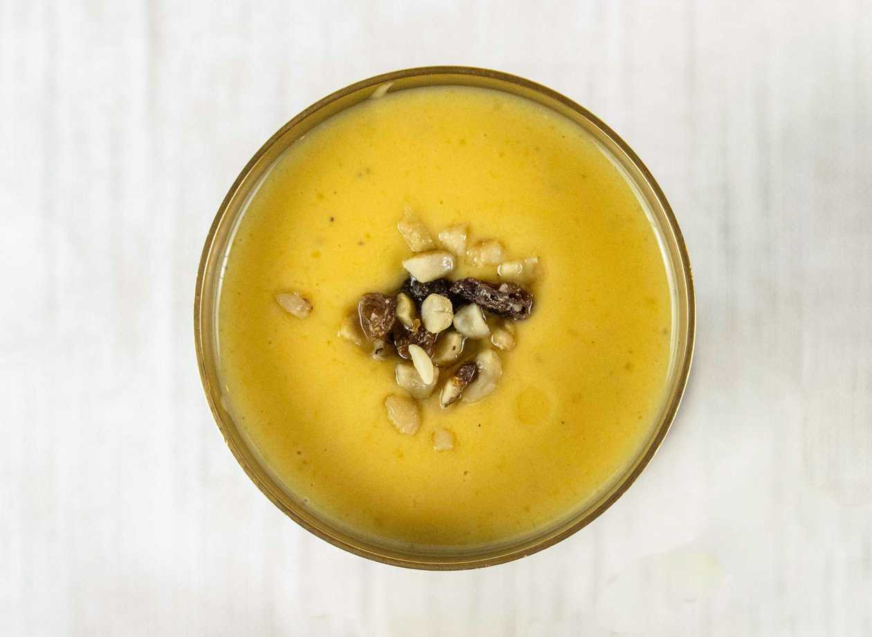 Mango lassi