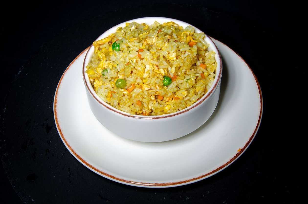 Fried rice with egg