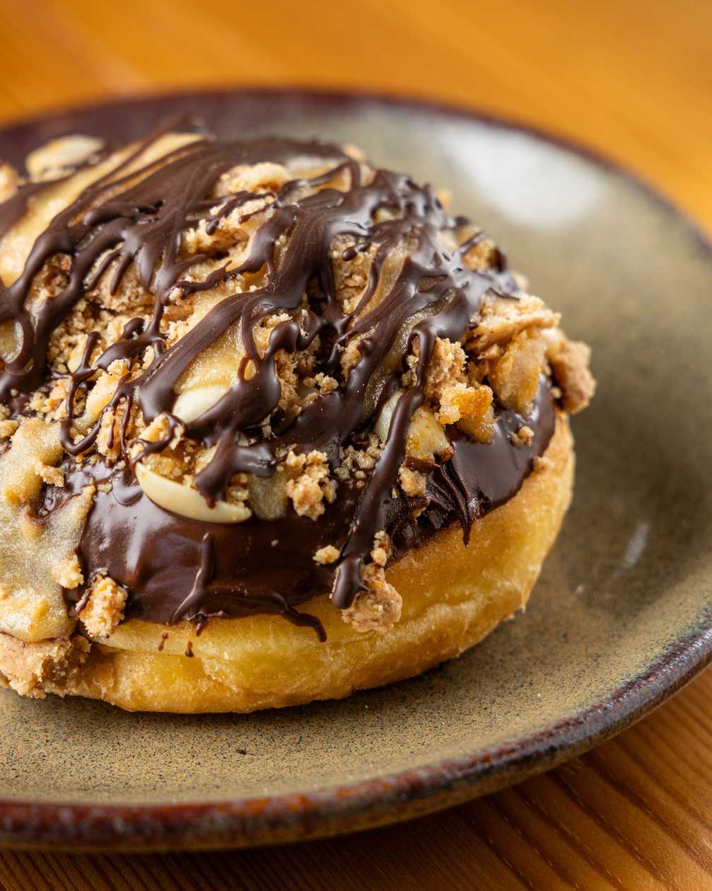 Snickers Doughnuts
