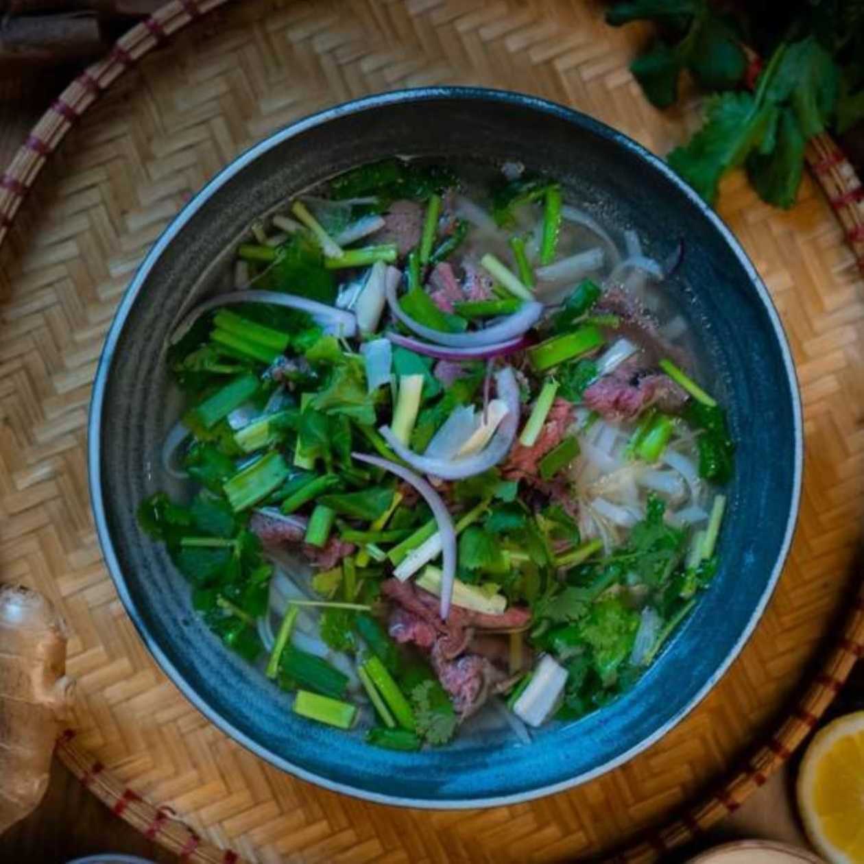 HV15. pho tai lan s restovaným hovädzím mäsom 1l