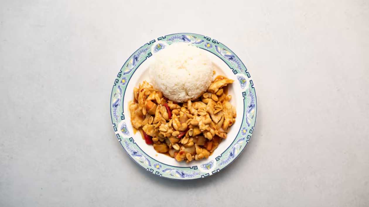 N6. Kung Pao Chicken