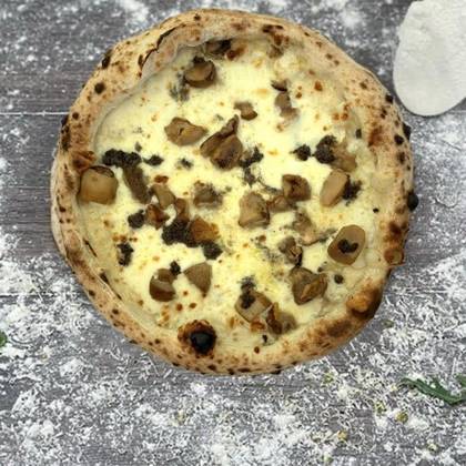 Pizza Tartufo e porcini Napoletta