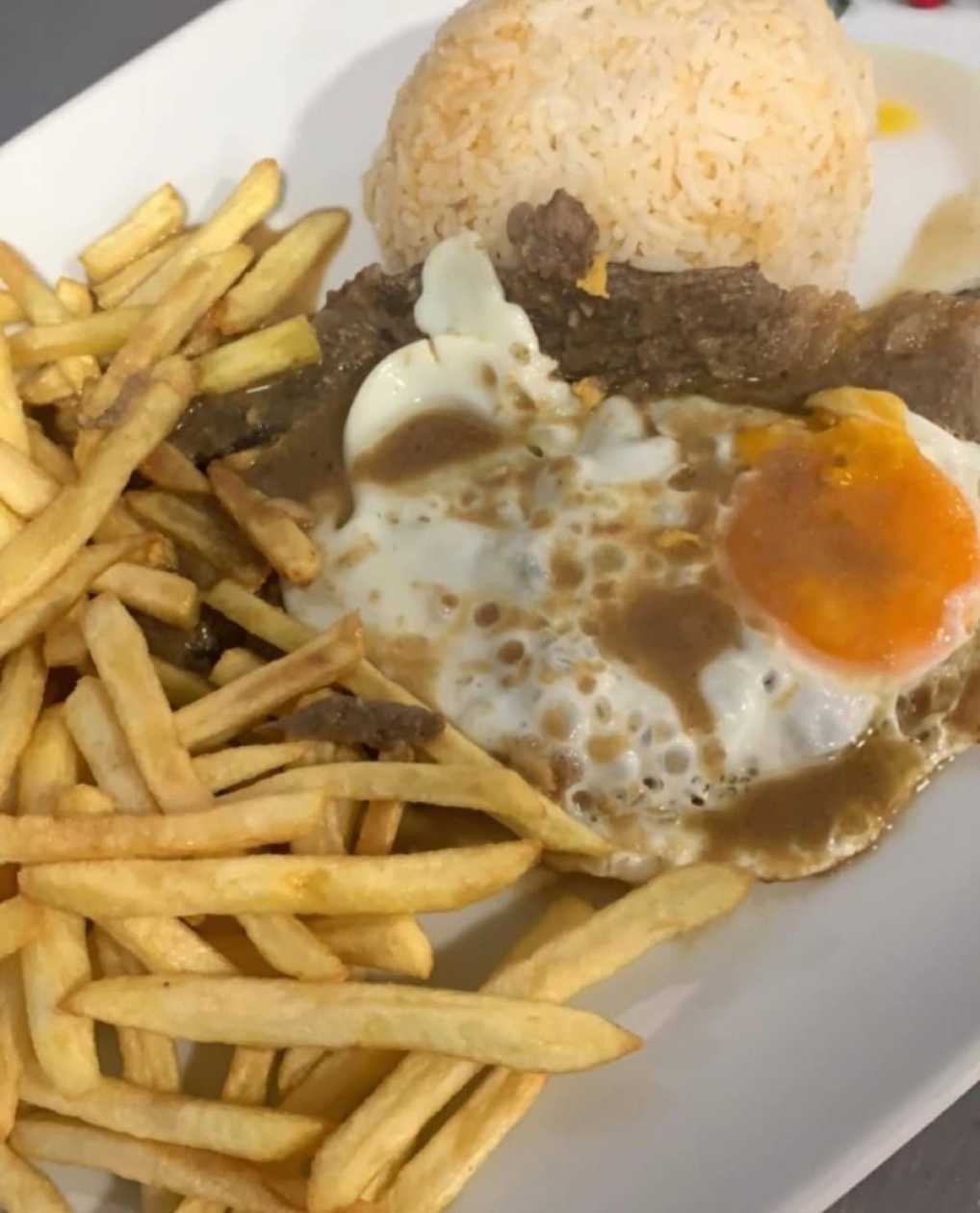 Bitoque (Steak and Eggs)