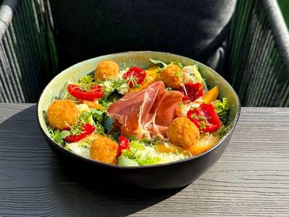 Peach and Ham Salad