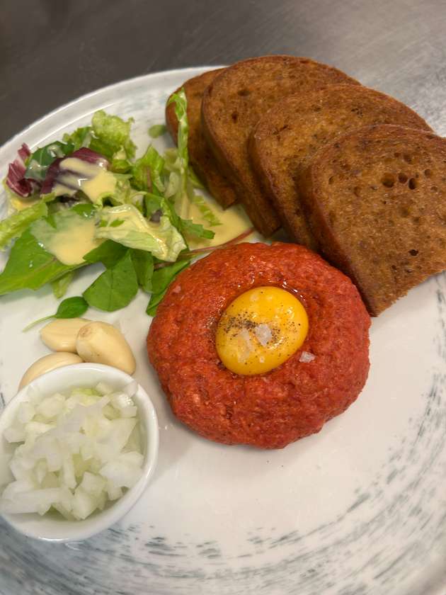Beef Tartare (seasoned), onion, egg yolk, garlic, toast