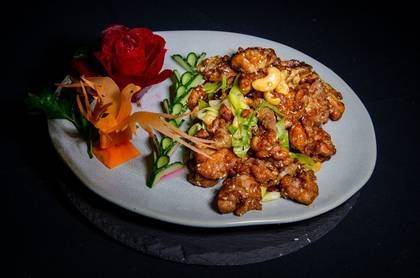 Dry fried chicken wings