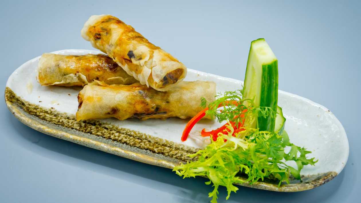 Spring roll with pork 1 piece