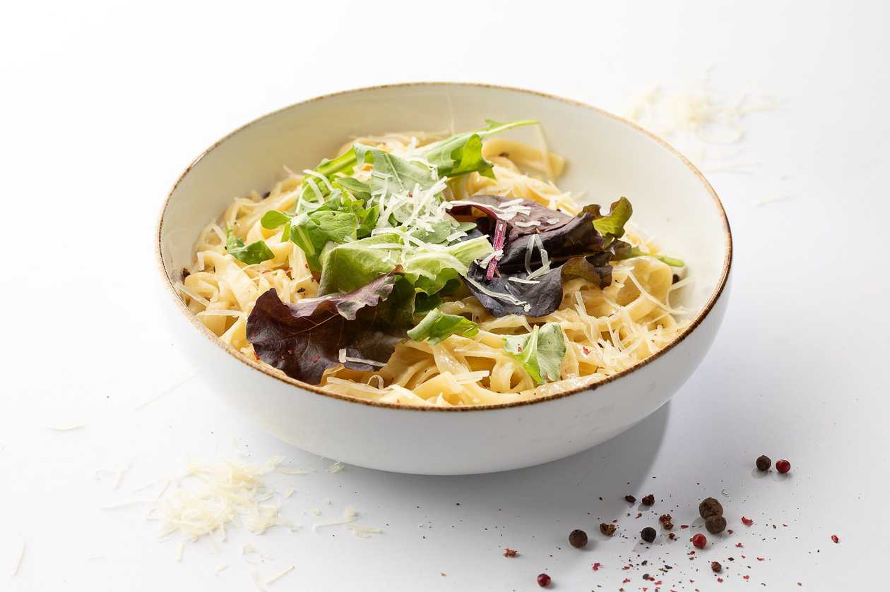 Spaghetti Mac & Cheese / Bolognese with Chorizo