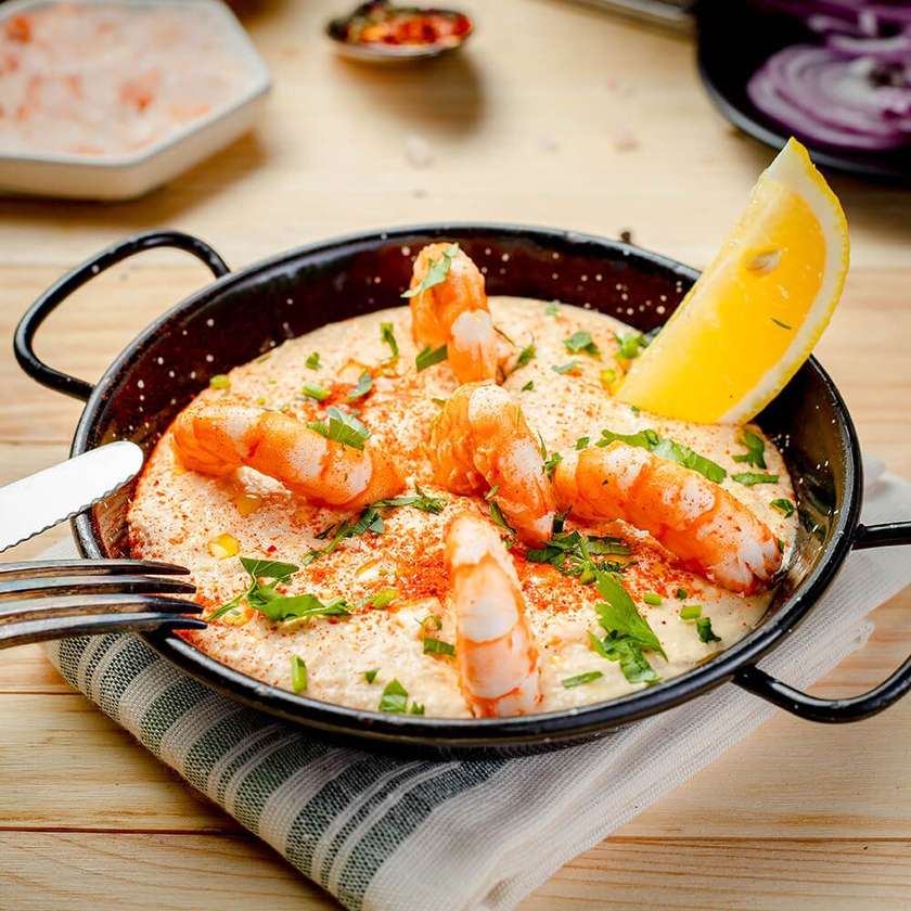 Hummus with Shrimp