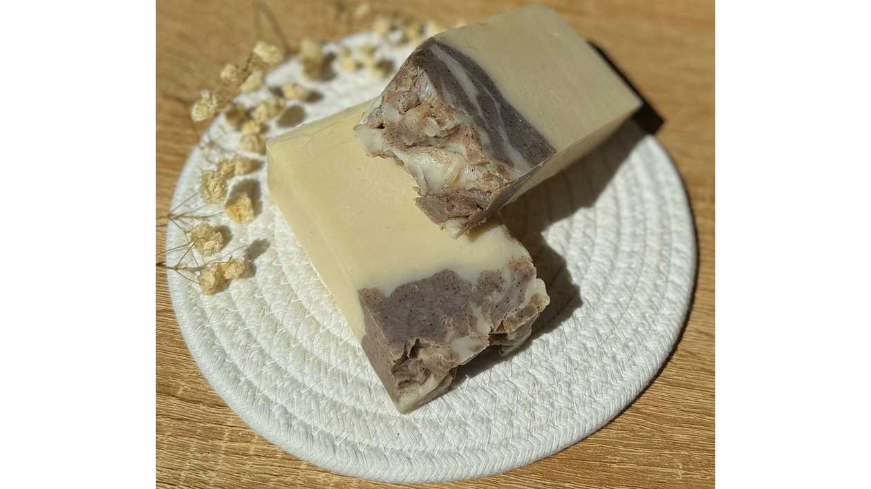 Healing Meadow Goat Milk Soap Bar🌿🐐✨
